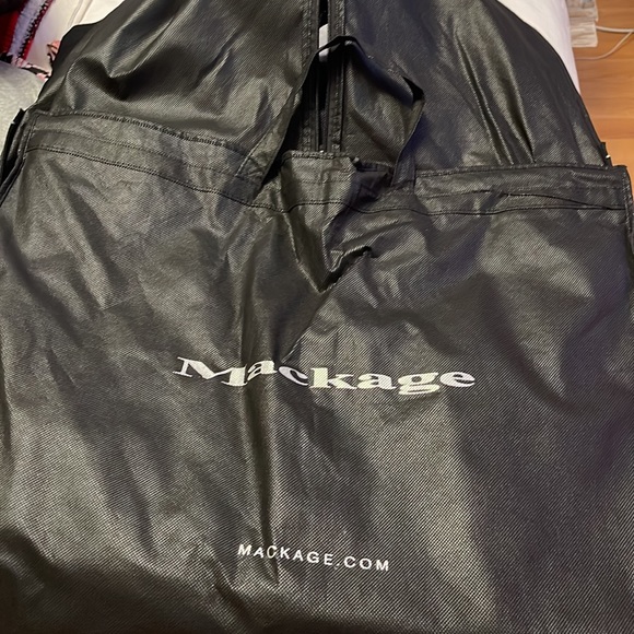 Mackage down coat - Picture 8 of 12